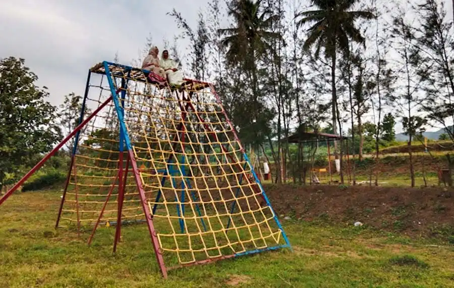 Resort With Fun Activities near Anaikatti