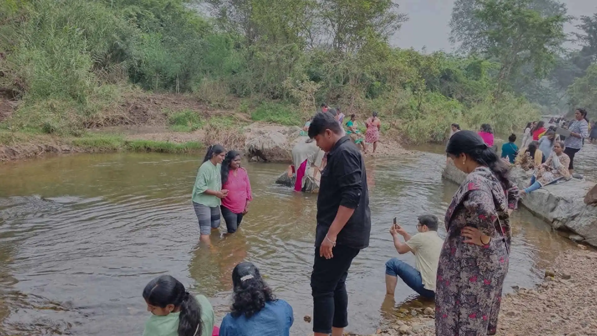 Place to Stay with Friends in Anaikatti