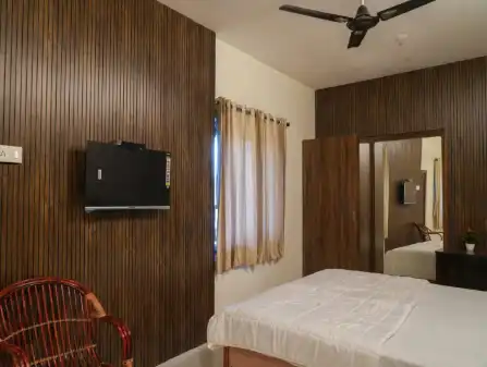 Resort with Bonfire in Anaikatti