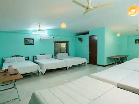 Resort with Bonfire in Anaikatti