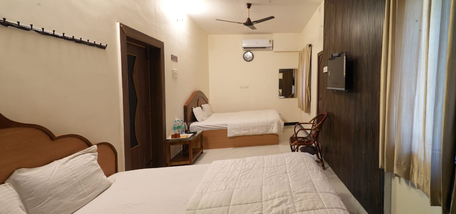 Resorts Near Anaikatti